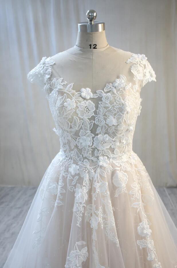 A-Line Bateau Backless Floor-Length Wedding Dress with Lace Tulle Appliques