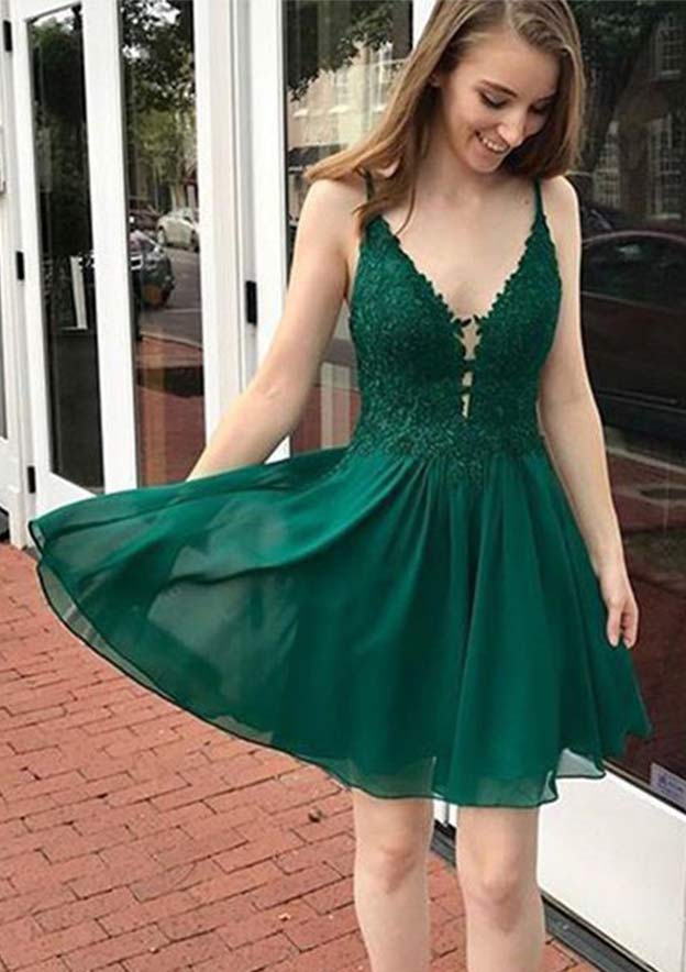 A-line V Neck Sleeveless Short/Mini Chiffon Homecoming Dress with Appliqued - Babyonlines