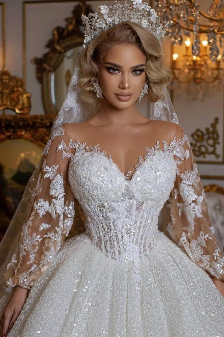 Luxury Long Ball Gown with Puffy Sleeves and Appliques