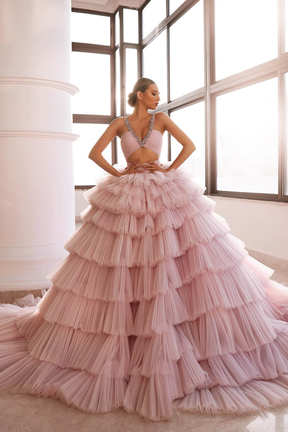 Luxurious Pink Deep V-Neck Sleeveless Prom Dress with Tulle Layered and Crystal