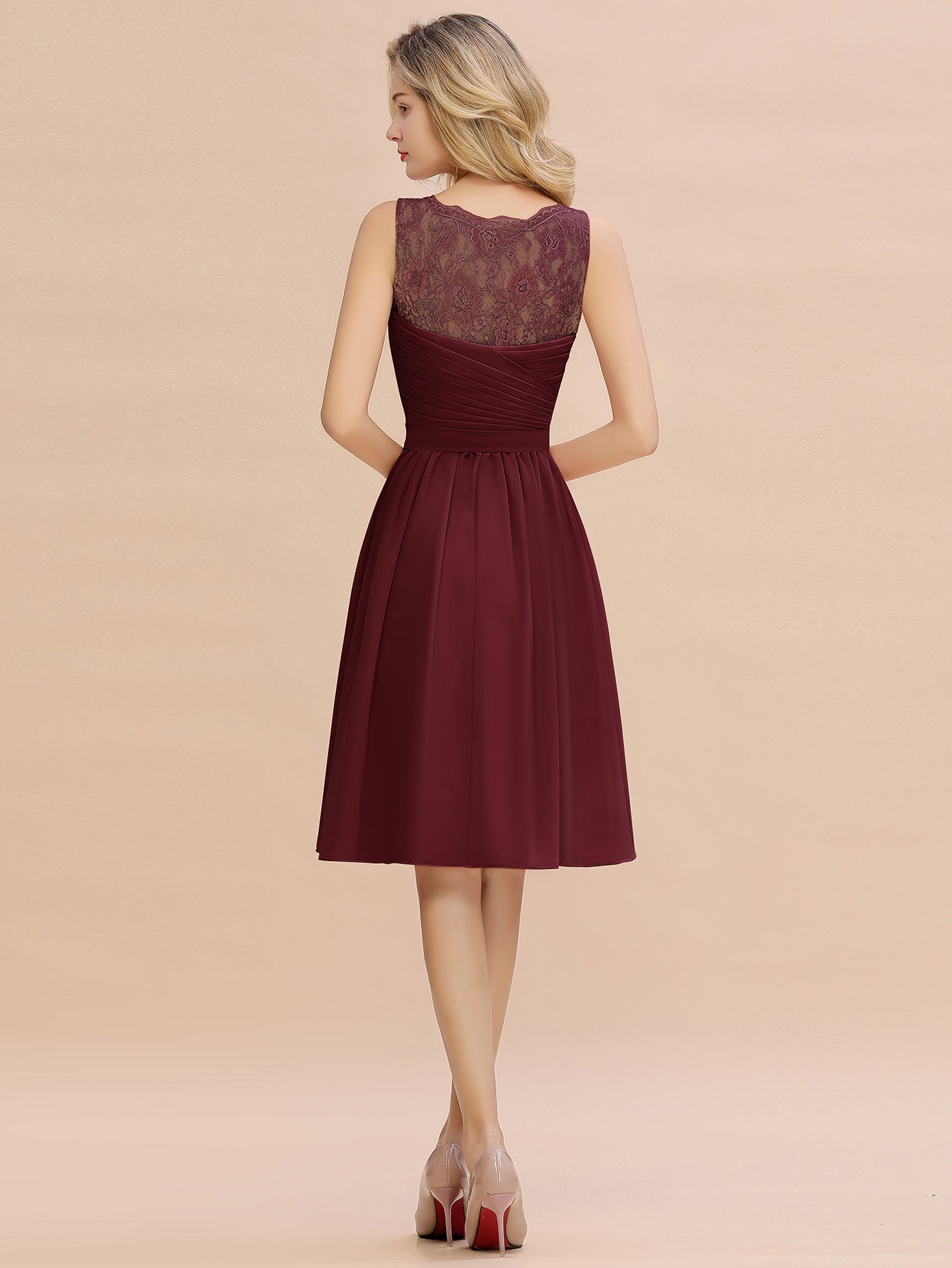 Simple Short A Line V-neck Chiffon Knee Length Bridesmaid Dress