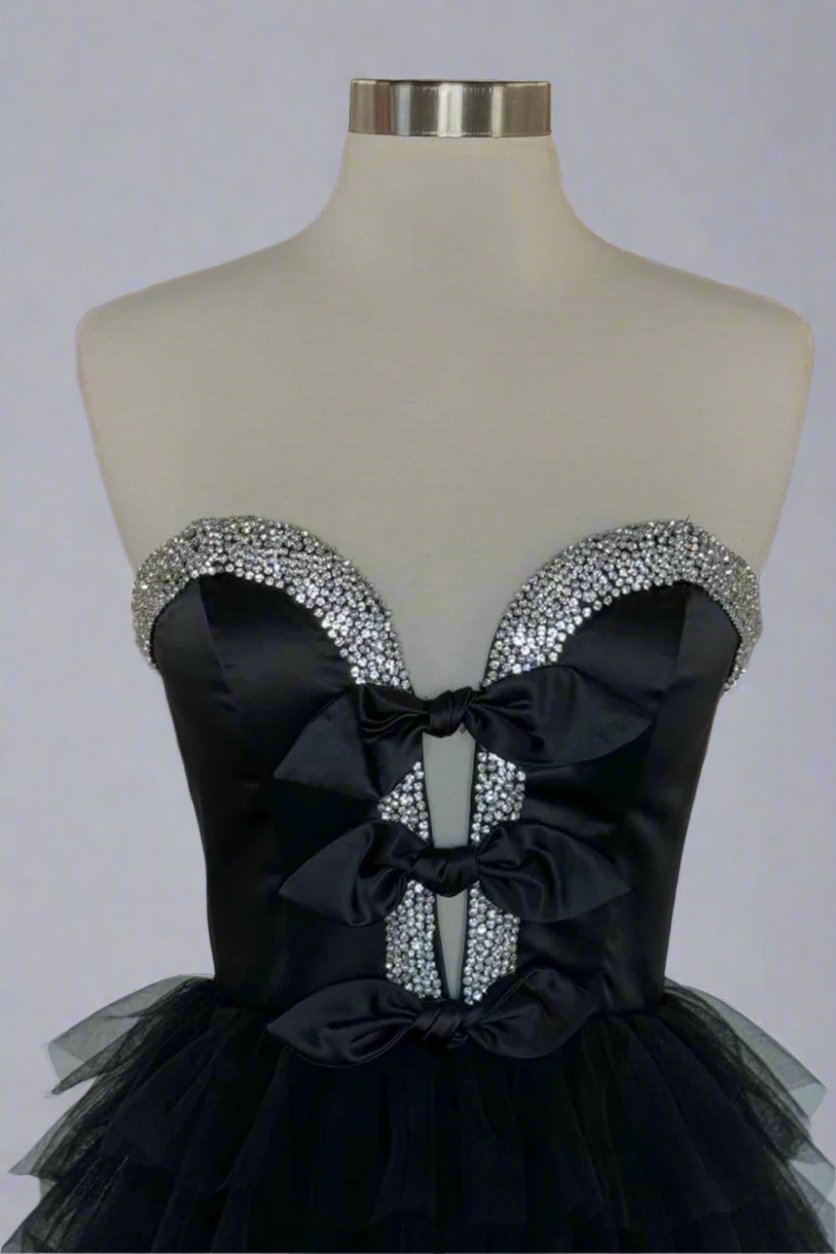 Strapless A-Line Black Ruffle Long Prom Dress