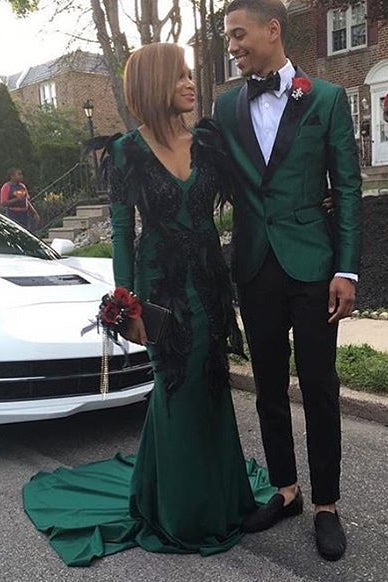 Stylish Dark Green Prom Attire with Black Satin Lapel