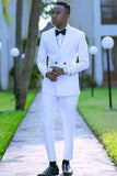 Stylish Double-Breasted White Wedding Suit with Peaked Lapel for Men