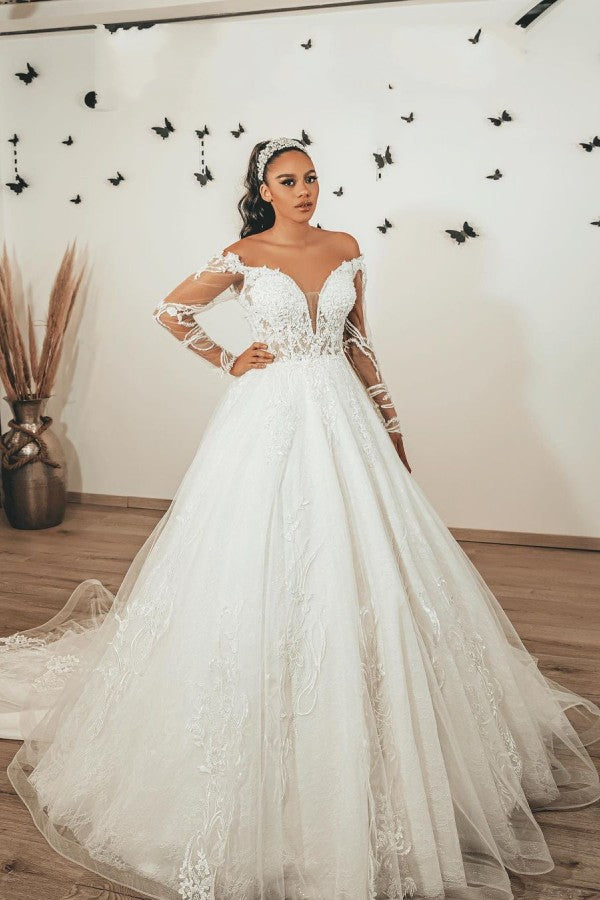 Sweetheart A-Line Floor-length Tulle Wedding Dress With Long Sleeves Lace Appliques