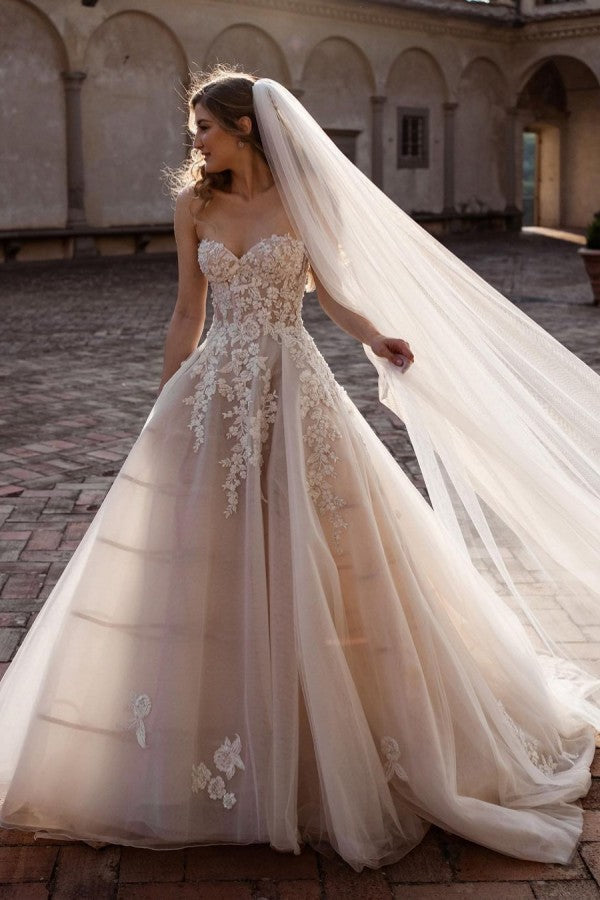 Sweetheart Backless Train A-Line Wedding Dress with Tulle and Floral Lace