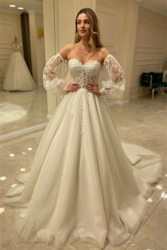 Sweetheart Bubble Sleeve Tulle Wedding Dress with Lace