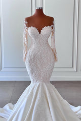 Sweetheart Long Sleeve Mermaid Wedding Dress with Applique