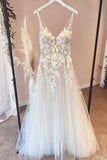 Sweetheart Spaghetti Strap A-Line Tulle Wedding Dress with Lace Appliques