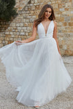 V-Neck Sleeveless Tulle Wedding Dress