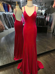 Velvet Sheath/Column V-neck Prom Dress with Sweep Train