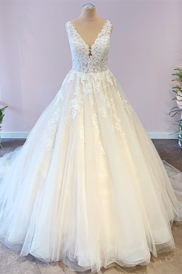 Wide Strap A-Line Floor-Length Tulle Wedding Dress with Lace Appliques