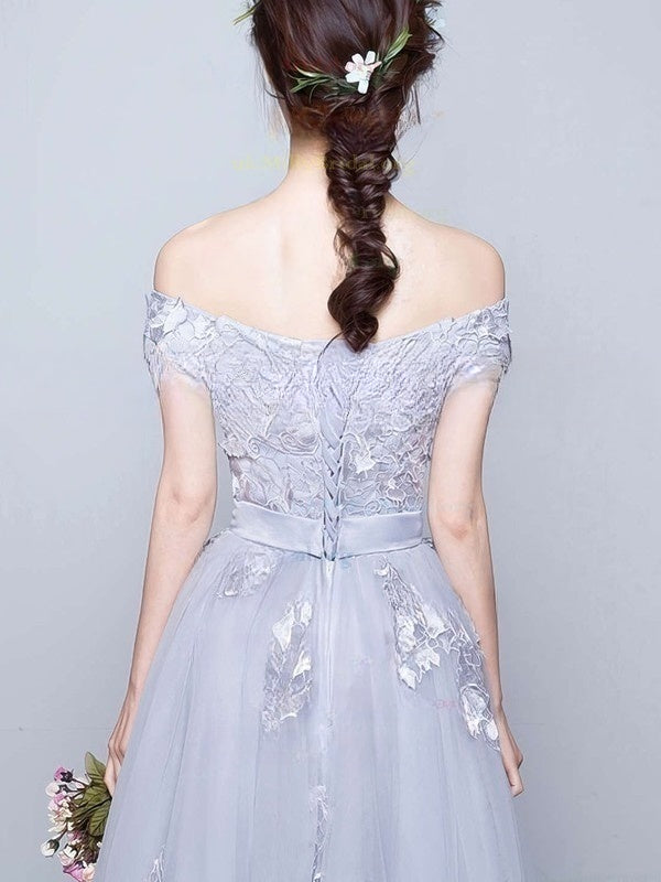 A-line Off-the-shoulder Tulle Floor-length Appliques Lace Prom Dresses