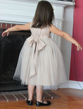 A-line Scoop Neck Tulle Tea-length Bow Flower Girl Dress