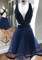 A-line V-Neck Sleeveless Short Tulle Homecoming Dress - Babyonlines