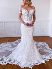 Beaded Off-the-shoulder Trumpet/Mermaid Tulle Wedding Dress with Court Train