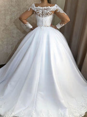 Gorgeous Ball Gown Off-the-shoulder Wedding Dress with Tulle Sweep Train and Appliques Lace