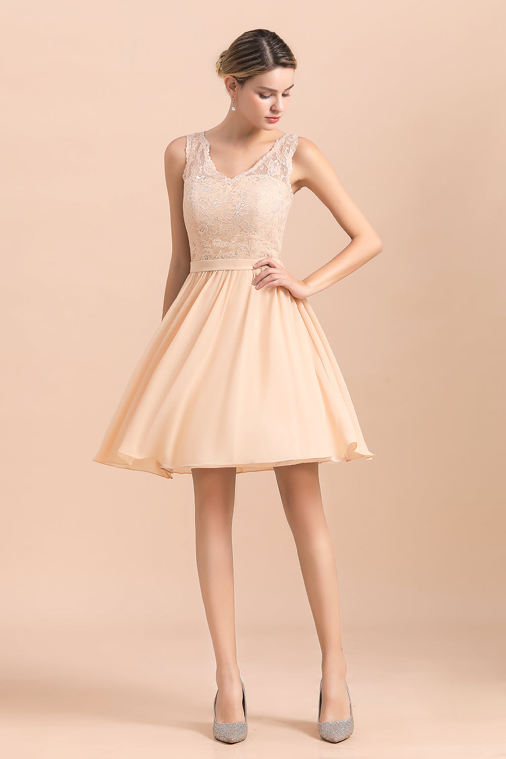 Pretty V-Neck Chiffon Lace Short Bridesmaid Dress with Ruffles Online-Babyonlines