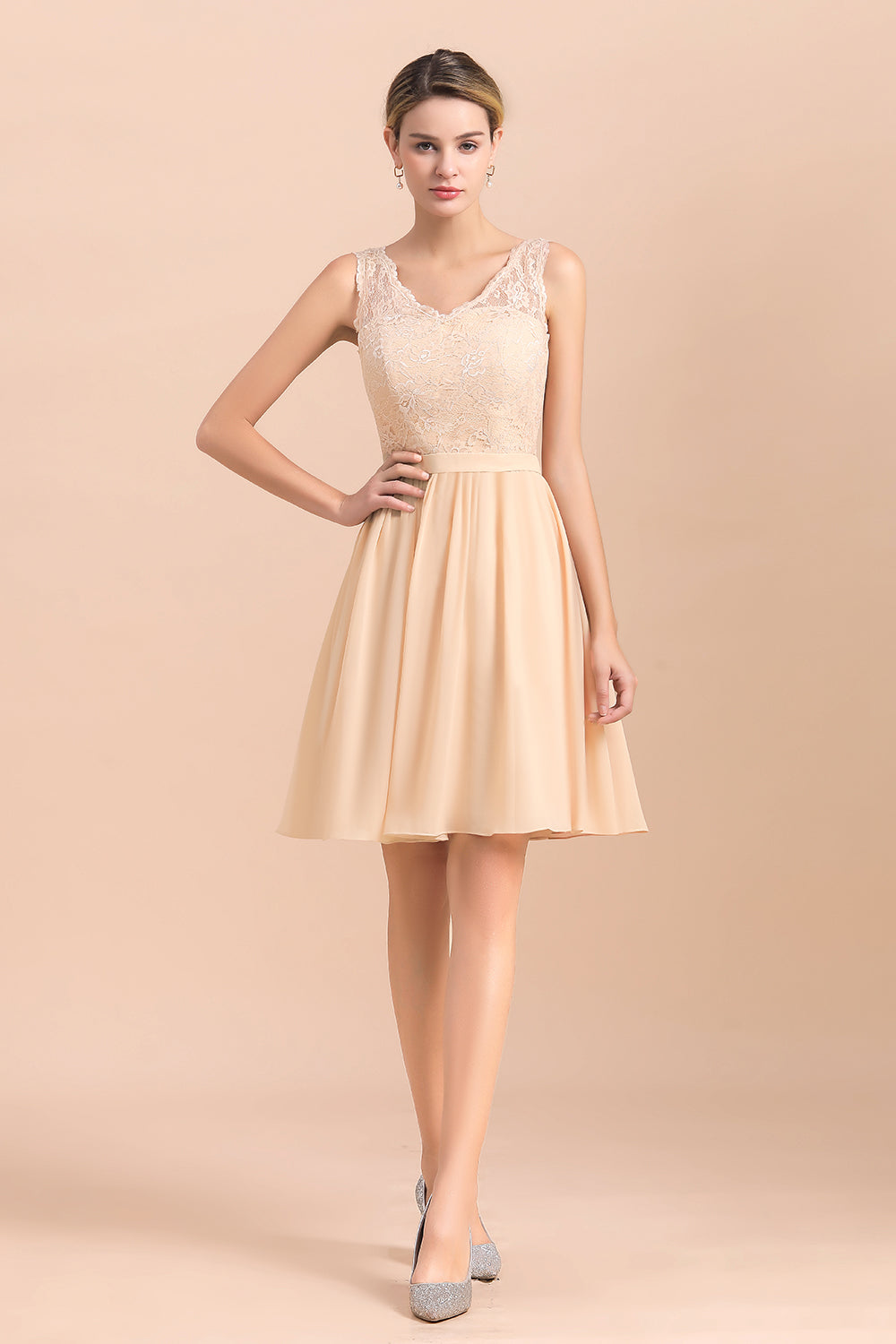 Pretty V-Neck Chiffon Lace Short Bridesmaid Dress with Ruffles Online-Babyonlines