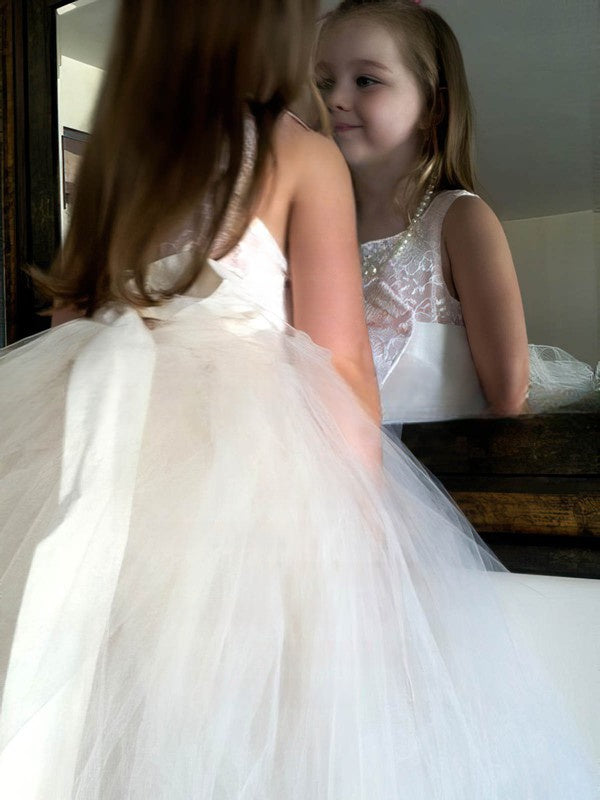 Princess Scoop Neck Lace Tulle with Bow Fabulous Ankle-length Flower Girl Dress