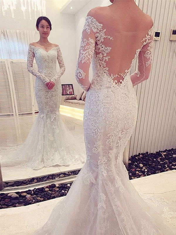 Romantic Trumpet/Mermaid Off-the-shoulder Tulle Court Train Wedding Dress With Appliques Lace