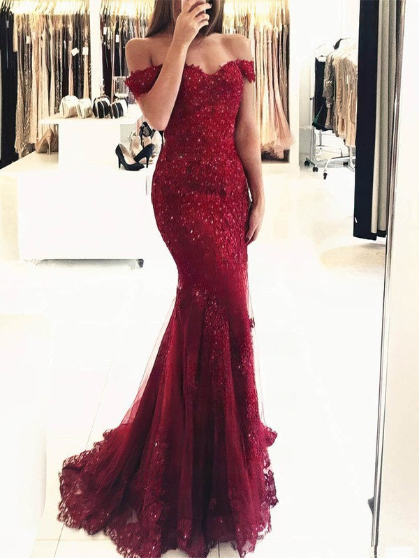 Stunning Off-the-shoulder Tulle Appliques Lace Prom Dress with Trumpet/Mermaid Floor-length