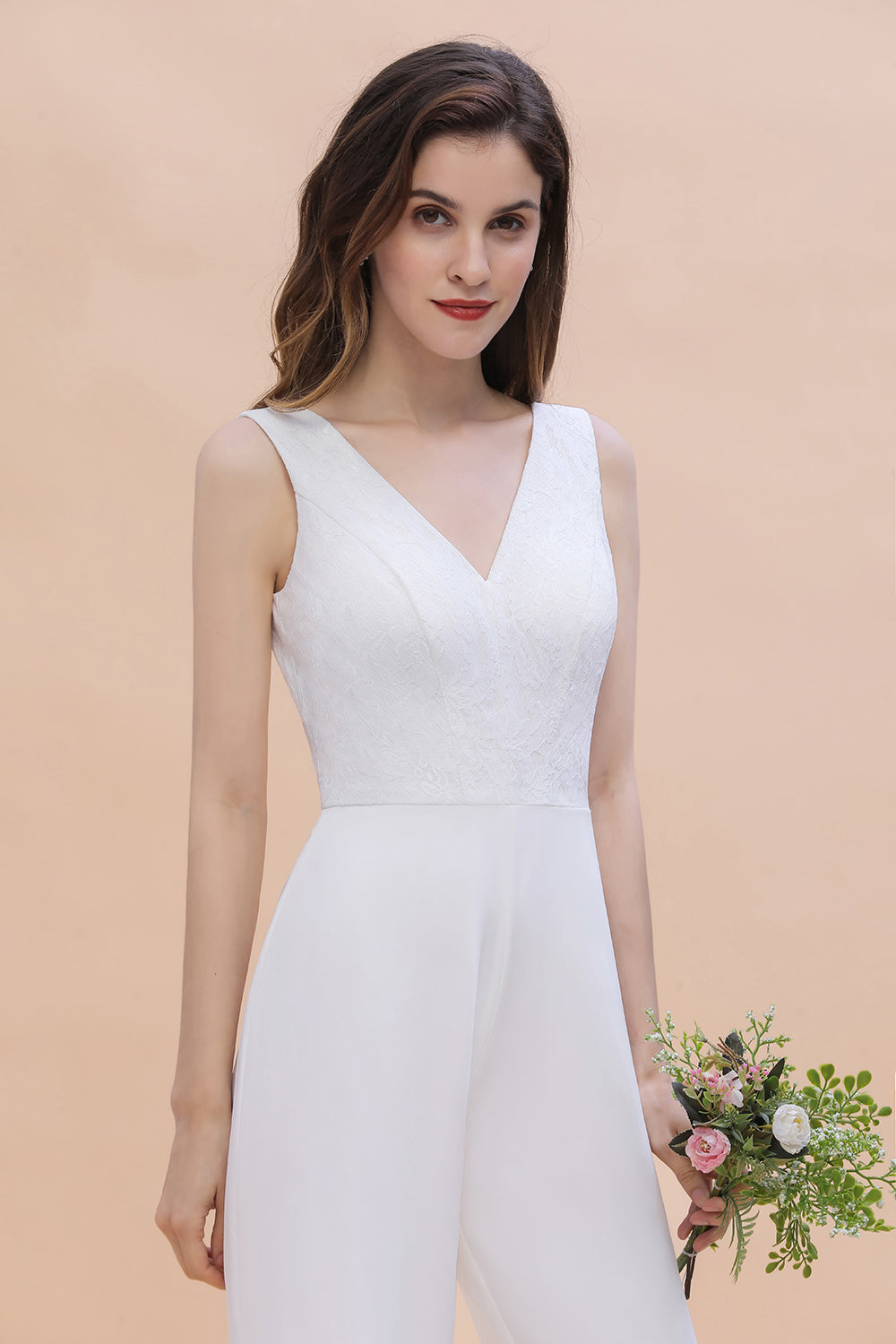 Stylish V-neck Sleeveless White Lace Bridesmaid Jumpsuit Online-Babyonlines