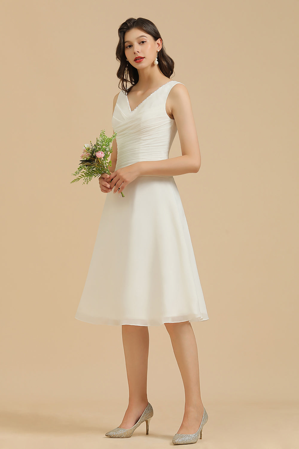 V-Neck Knee-length Chiffon Bridesmaid Dress online-Babyonlines