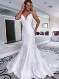 V-neck Satin Court Train Wedding Dresses With Appliques Lace - Trumpet/Mermaid