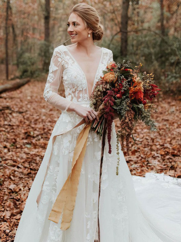 V-neck Tulle Ball Gown Wedding Dress with Appliques Lace Court Train