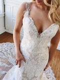 V-neck Tulle Chapel Train Wedding Dress With Appliques Lace for Trumpet/Mermaids