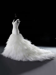 V-Neck Tulle Chapel Train Wedding Dress with Tiered Trumpet/Mermaid Look